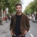 Brandon in Windsor, blue eyes and 34 years old